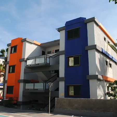 Africana Hotel